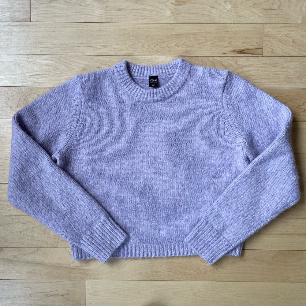 Simons Lavender Women's Sweater